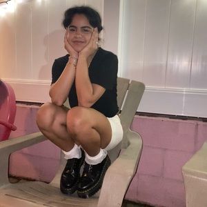 Meet your Posher, Dayelin